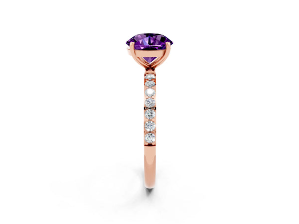 Rose gold Round Cut Amethyst Solitaire Ring with Round Pavé Shoulders and Prong Setting