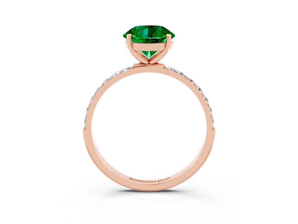 Rose gold Round Cut Emerald Solitaire Ring with Round Pavé Shoulders and Prong Setting