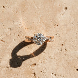Rose gold Round Cut Diamond Twisted Band with Pavé Setting and Four-Prong Setting_15