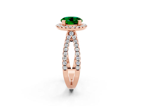 Rose gold Round Cut Emerald Halo Ring with Split Shank Pavé Band and Prong Setting_2