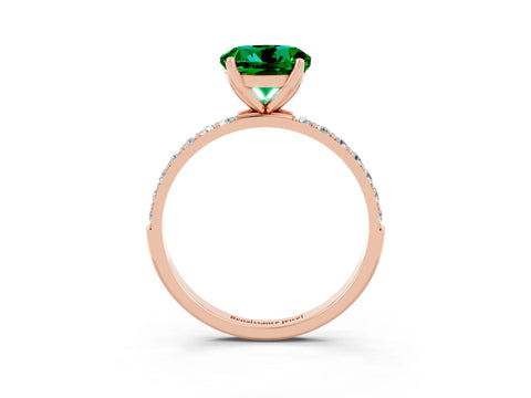 Rose gold Round Cut Emerald Solitaire Engagement Ring with Pavé Band and Prong Setting_3