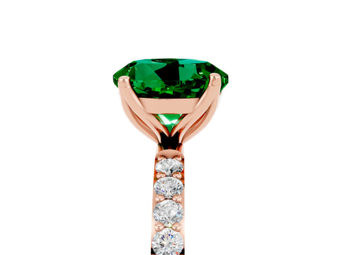 Rose gold Round Cut Emerald Solitaire Engagement Ring with Pavé Band and Prong Setting_5