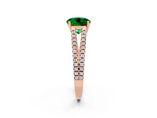 Rose gold Round Cut Emerald Solitaire Engagement Ring with Split Shank Pavé Band