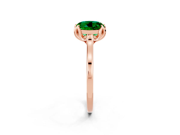 Rose gold Round Cut Emerald Solitaire Ring with Flower Prong Setting and Classic Band