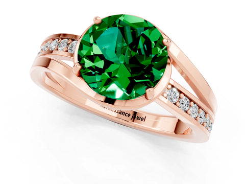 Rose gold Round Cut Emerald Solitaire Ring with Split Shank and Prong Setting_1