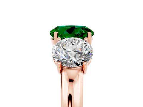 Rose gold Round Cut Emerald Three-Stone Ring with Four-Prong Setting and Classic Band_5