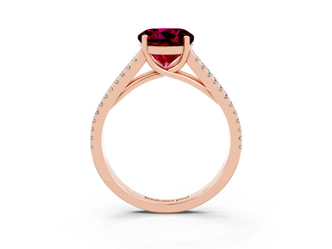 Rose gold Round Cut Garnet Solitaire Engagement Ring with Split Shank Pavé Band_3