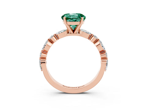 Rose gold Round Cut Green Sapphire Solitaire with Side Stones on a Pavé Band and Four-Prong Setting_3