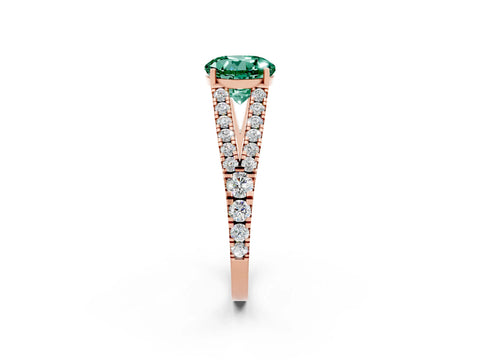 Rose gold Round Cut Green Sapphire Split Shank Pavé Engagement Ring with Four-Prong Setting_14