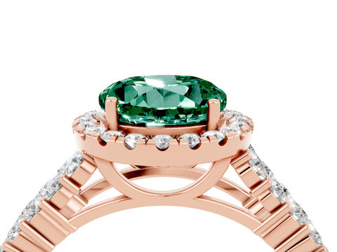 Rose gold Round Cut Halo Pavé Diamond Engagement Ring with Split Shank and Four-Prong Setting_4