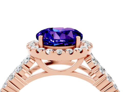 Rose gold Round Cut Halo Pavé Diamond Engagement Ring with Split Shank and Four-Prong Setting_4