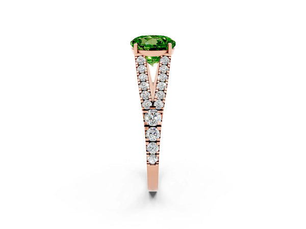 Rose gold Round Cut Peridot Split Shank Pavé Engagement Ring with Four-Prong Setting