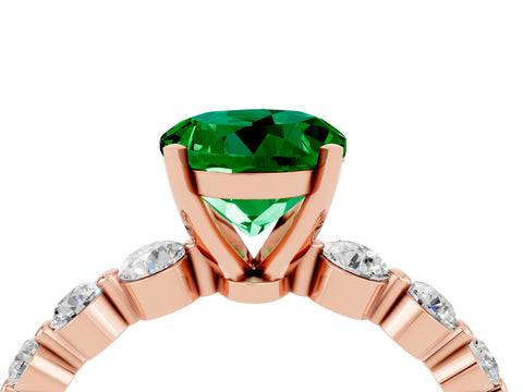 Rose gold Round Cut Solitaire Emerald Ring with Pave Band and Four-Prong Setting_4