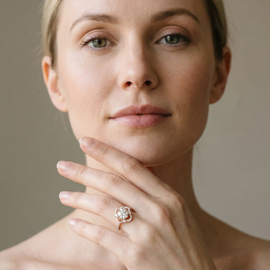 Rose gold Round Halo Diamond Infinity Twist Pavé Band Ring with Four-Prong Setting