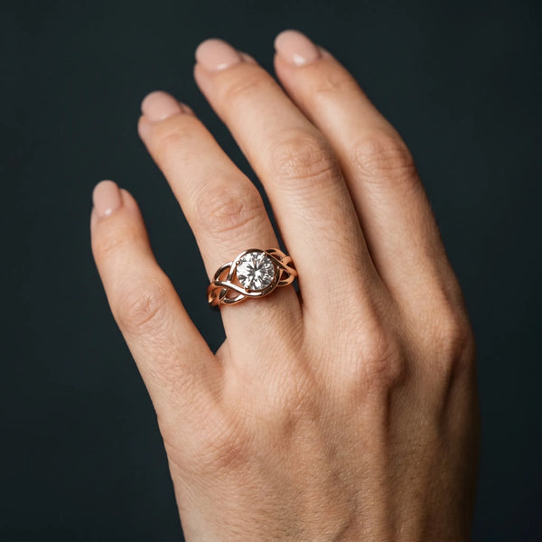 Rose gold Round Solitaire Intertwined Band Prong Setting Ring