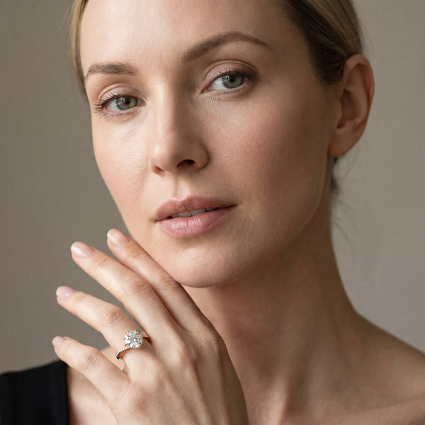 Rose gold Round Solitaire Twist Band with Pavé Diamonds and Four-Prong Setting