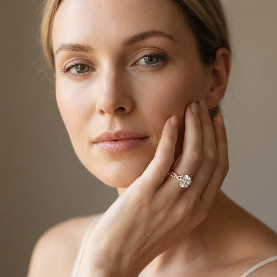 Rose gold Round Solitaire Twisted Pave Band with Four-Prong Setting