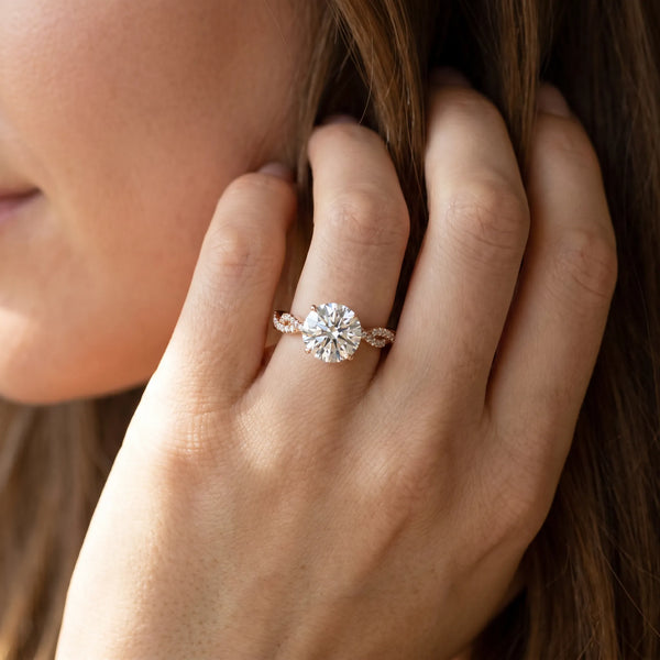 Rose gold Round Solitaire Twisted Pave Band with Four-Prong Setting