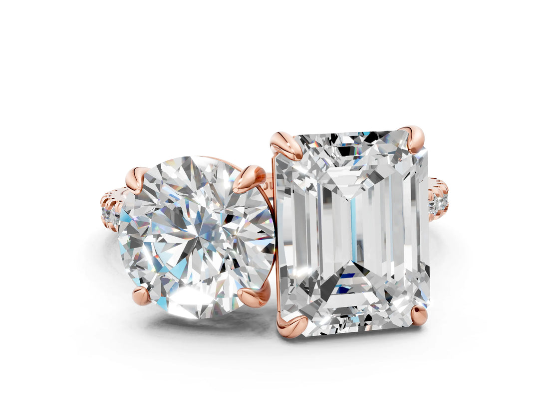 Rose gold Round and Emerald Toi Moi Ring with Prong Setting and Pave Band