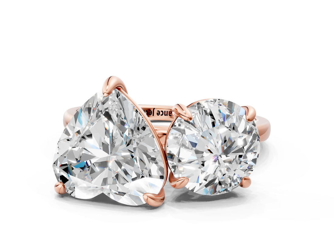 Rose gold Round and Heart Toi Moi Ring with Prong Setting and Plain Band