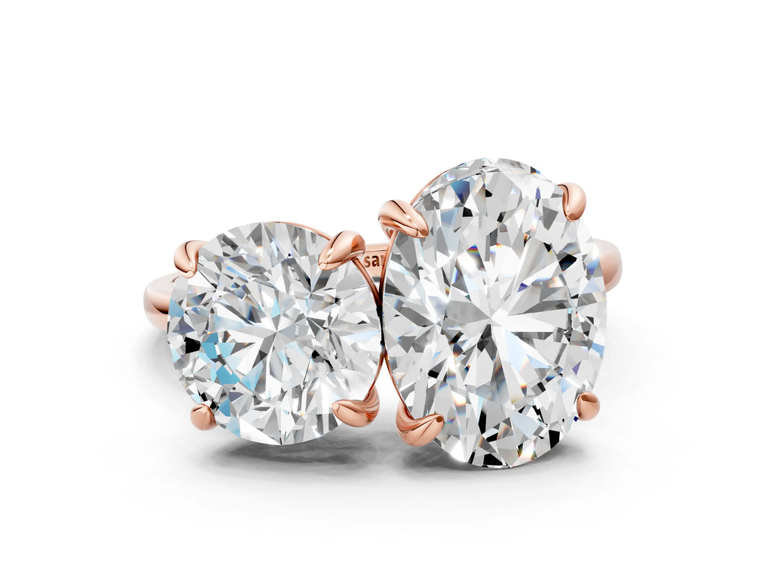 Rose gold Round and Oval Toi Moi Ring with Prong Setting and Plain Band