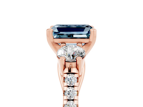 Rose gold Three-Stone Emerald Cut Aquamarine Pavé Band with Four-Prong Setting_5