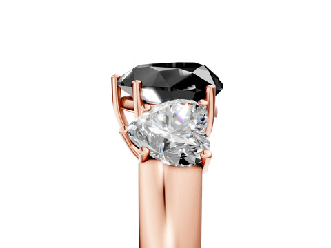 Rose gold Three-Stone Fancy Black Heart Cut Cut Diamond Ring with Prong Setting and Classic Band_5