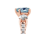 Rose gold Three-Stone Heart Cut Aquamarine Pavé Band with Four-Prong Setting_5