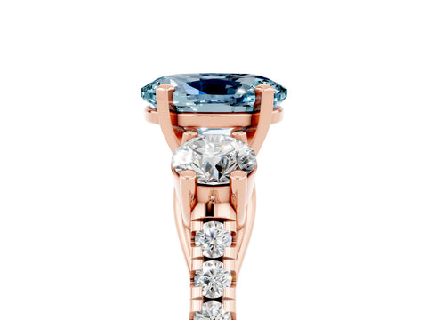 Rose gold Three-Stone Oval Cut Aquamarine Pavé Band with Four-Prong Setting_5