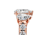 Rose gold Three-Stone Pear Cut Diamond Pavé Band with Prong Setting_8