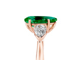 Rose gold Three-Stone Pear Cut Emerald Ring with Pear  Side Stones in Four-Prong Setting_41