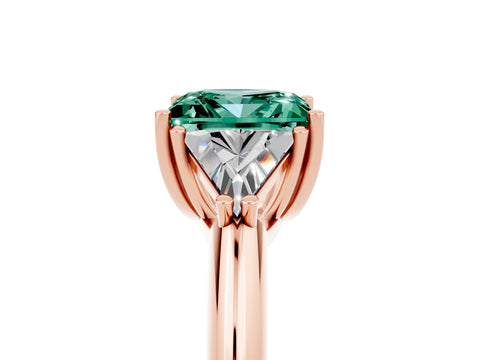 Rose gold Three-Stone Princess Cut Cut Diamond Ring with Trillion Side Stones and Four-Prong Setting_5