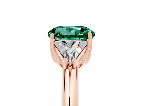 Rose gold Three-Stone Round Cut Cut Diamond Ring with Trillion Side Stones and Four-Prong Setting_5