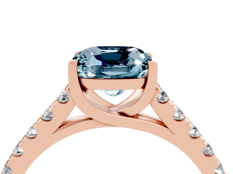 Rose gold {shape_name} Aquamarine Solitaire Ring with Pavé Band and Four-Prong Setting_4
