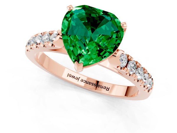 Rose gold Heart Cut Emerald Pavé Band Solitaire Ring with Prong Setting