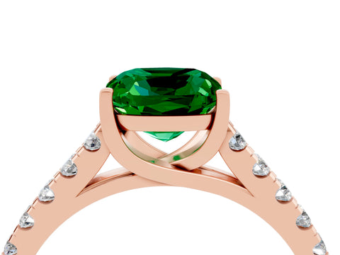 Rose gold {shape_name} Emerald Solitaire Ring with Pavé Band and Four-Prong Setting_4