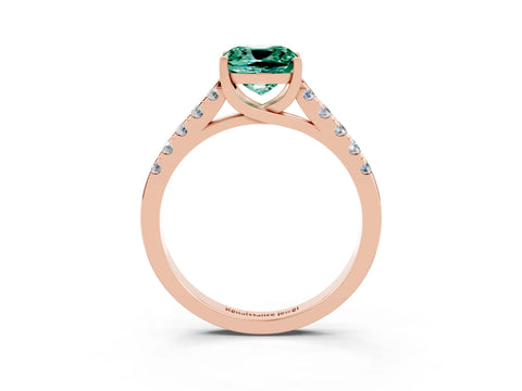 Rose gold {shape_name} Green Sapphire Solitaire Ring with Pavé Band and Four-Prong Setting_3