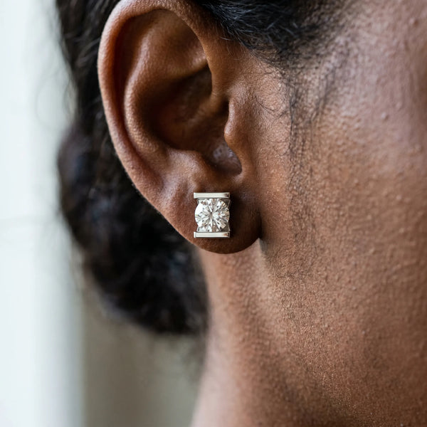 Silver Bar Set Round Diamond Stud Earrings in Silver
