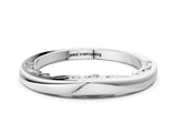 Silver Curved Solitaire Round Bezel Contour Band_14