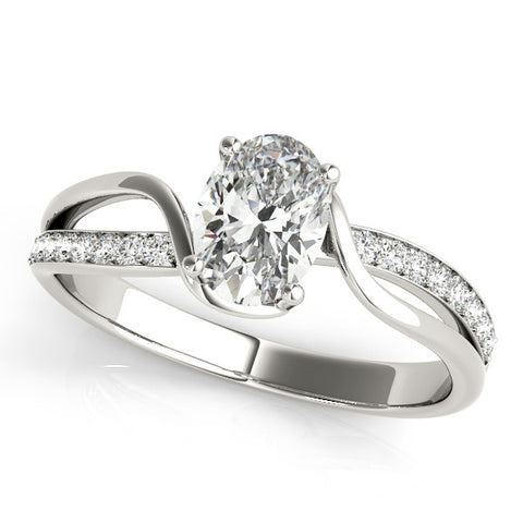Silver Cushion Solitaire Twisted Band with Prong Setting 1