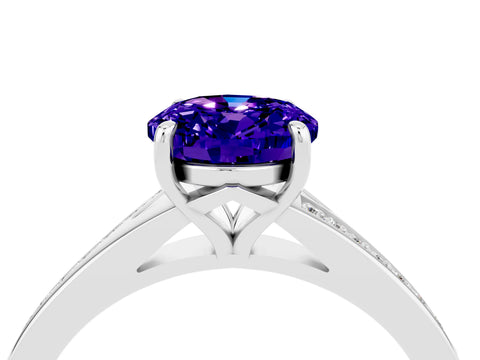 Silver Oval Cut Tanzanite Solitaire Ring with Pavé Band and Prong Setting_16