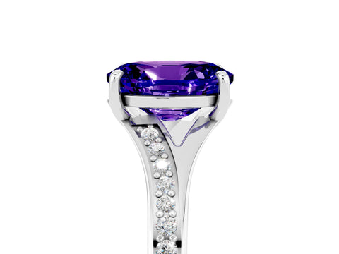 Silver Oval Cut Tanzanite Solitaire Ring with Pavé Band and Prong Setting_17