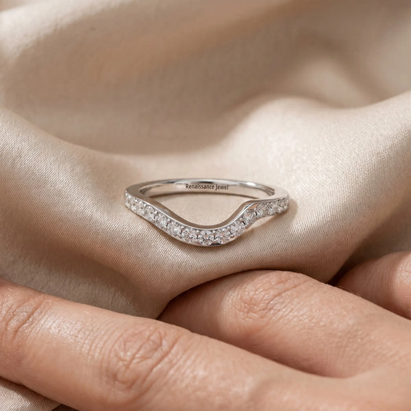Silver Pavé Round Diamond Curved Band with Prong Setting