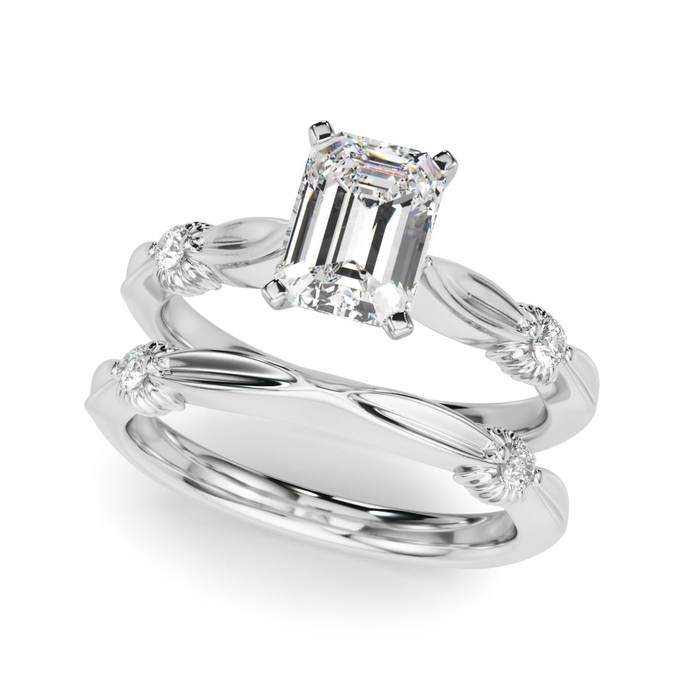 Silver Radiant Solitaire Diamond Twisted Band with Four-Prong Setting