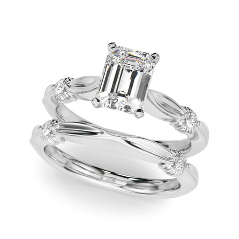 Silver Radiant Solitaire Diamond Twisted Band with Four-Prong Setting
