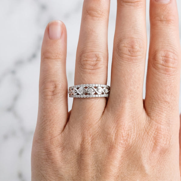 White gold Round Brilliant Diamond Infinity Twist Pave Band with Prong Setting