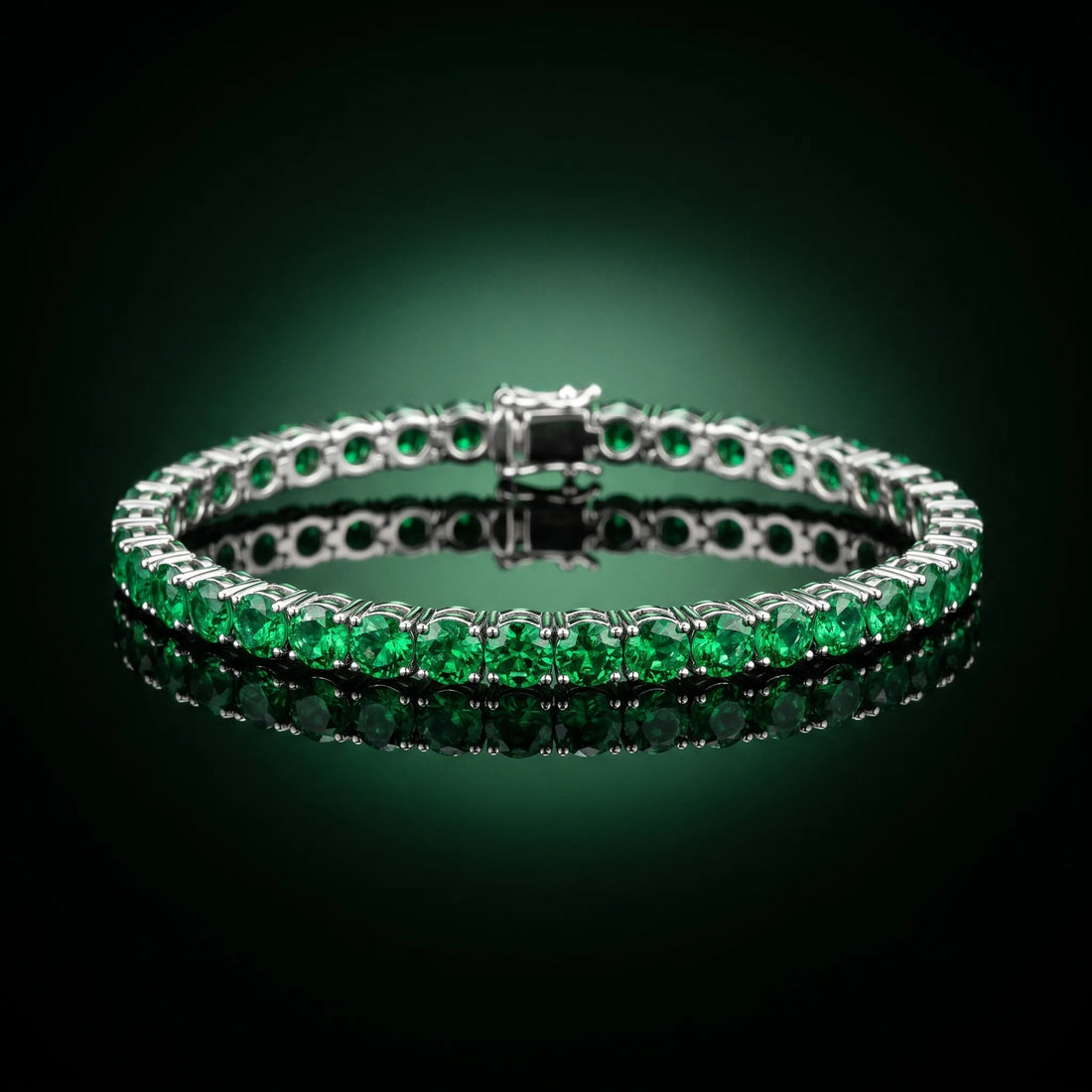 Silver Round Brilliant Emerald Tennis Bracelet with Prong Setting_4