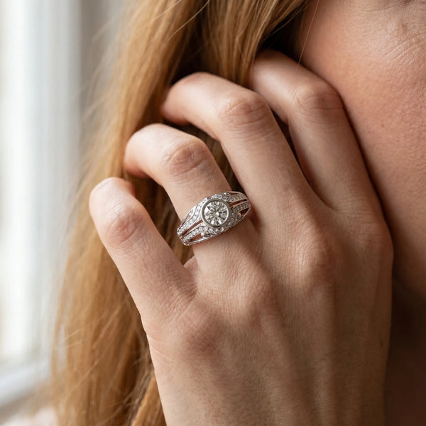 White gold Bezel Set Round Diamond Split Shank Pavé Ring