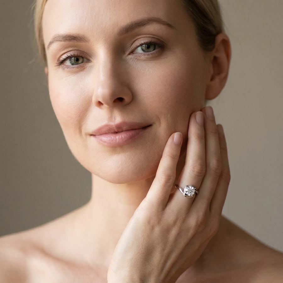 White gold Bezel Set Round Solitaire Twist Band Ring