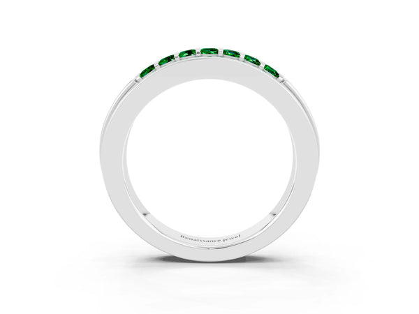 White gold Channel-Set Princess Cut Diamond Pavé Band